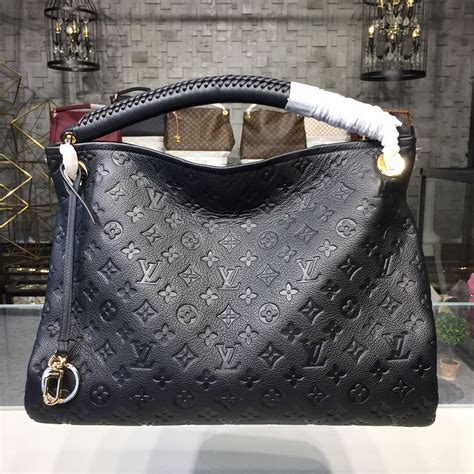 bag louis vuitton yupoo|louis vuitton shoulder tote bag.